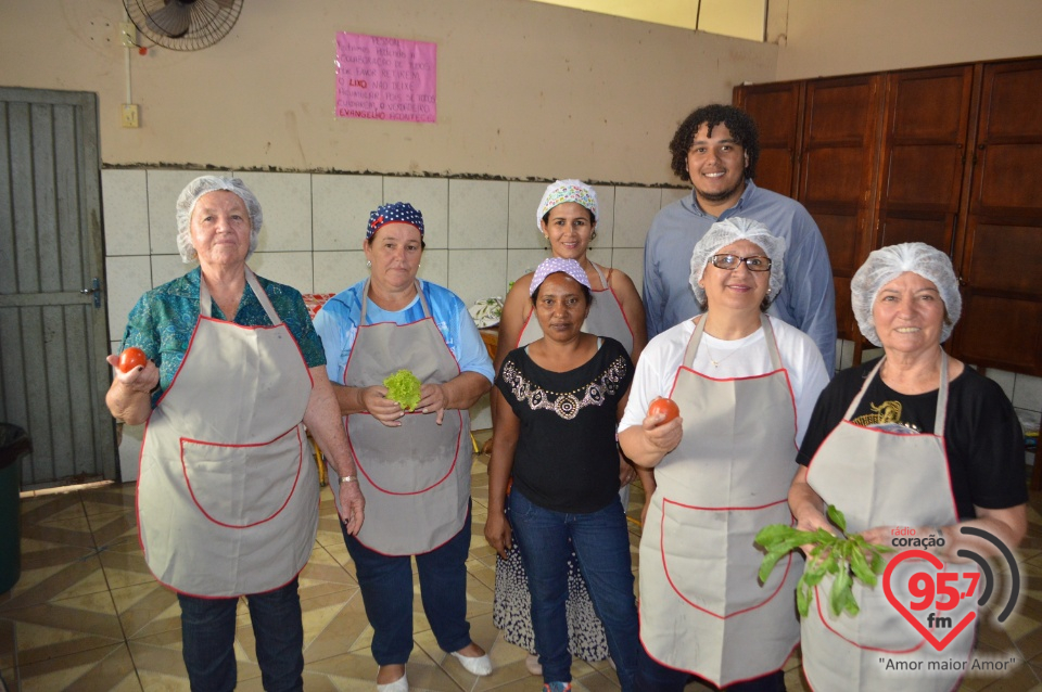 Comunidade Cristo Redentor comemora 27 anos