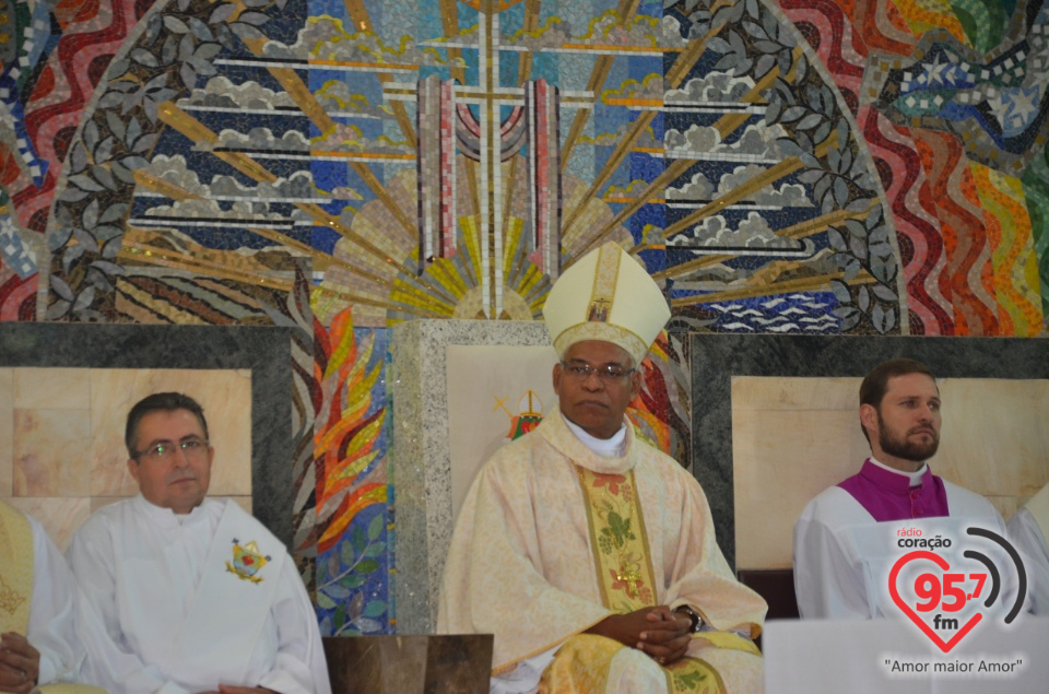 Dom Henrique celebra 2 anos de episcopado