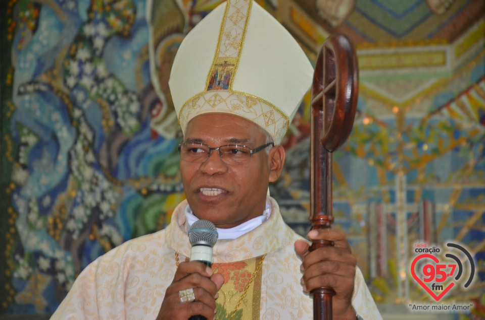 Dom Henrique celebra 2 anos de episcopado