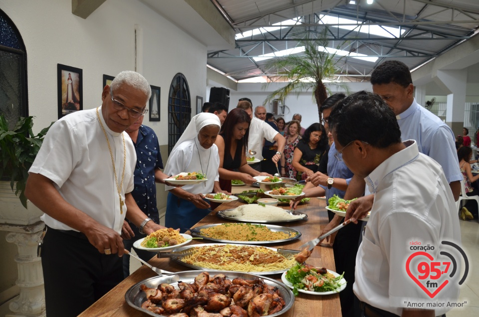 Dom Henrique celebra 2 anos de episcopado