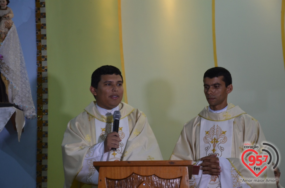 Ordenação presbiteral dos padres Adriano e Carlos