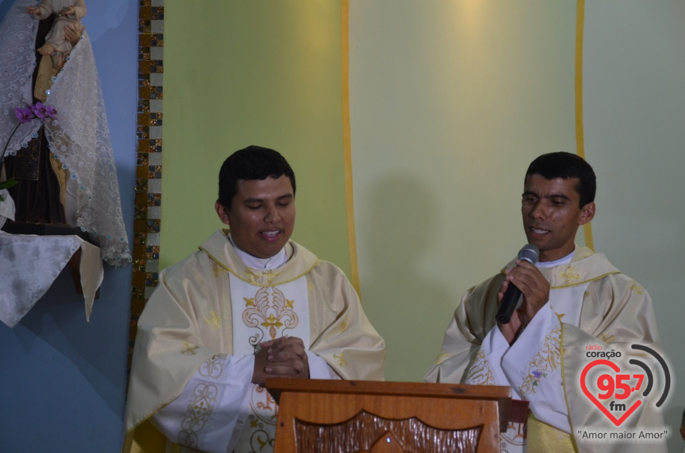 Ordenação presbiteral dos padres Adriano e Carlos