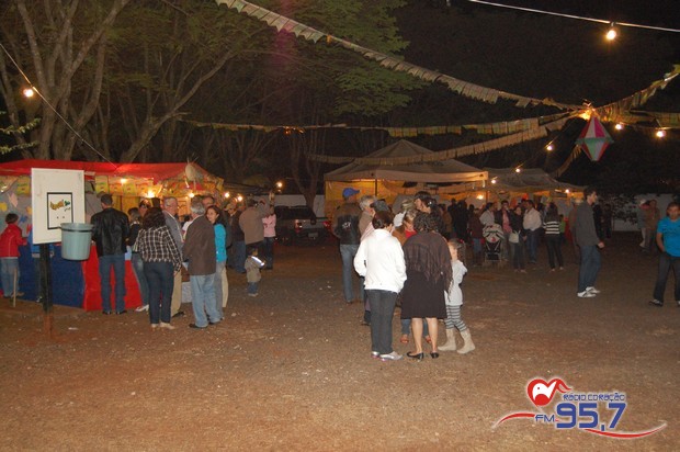 Festa da família: Arraiá da Rádio Coração já é tradição em Itaporã