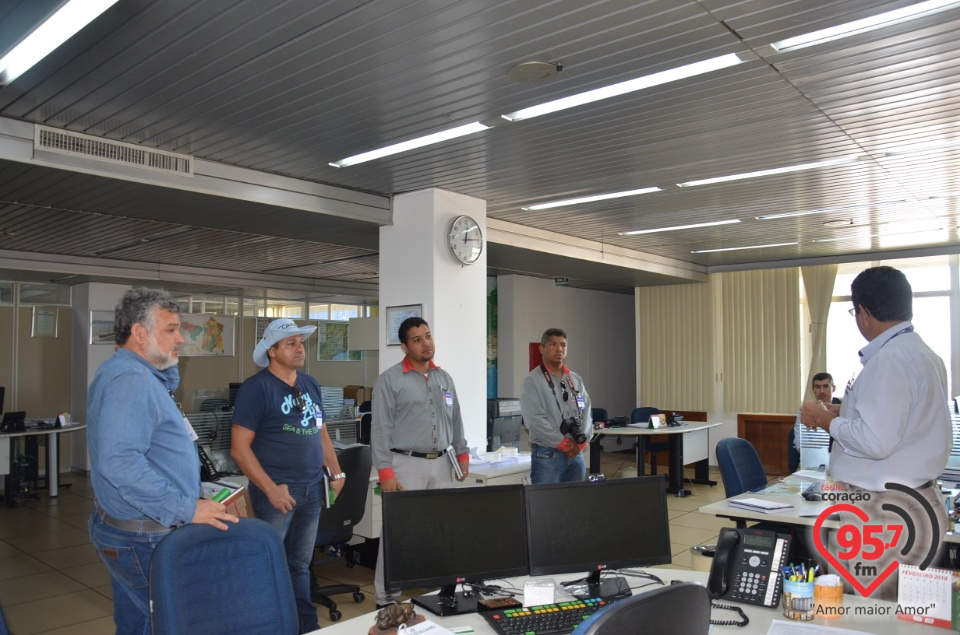 Equipe Rádio Coração visita sede da COAMO e participa da 30° encontro de cooperados