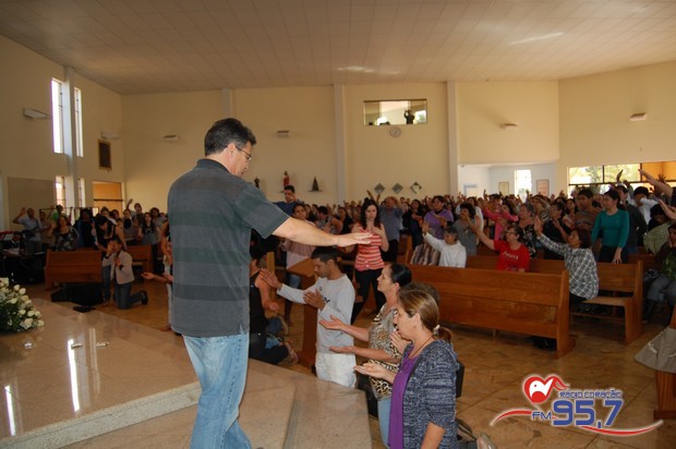 Retiro ‘Jesus quer curar tua família’