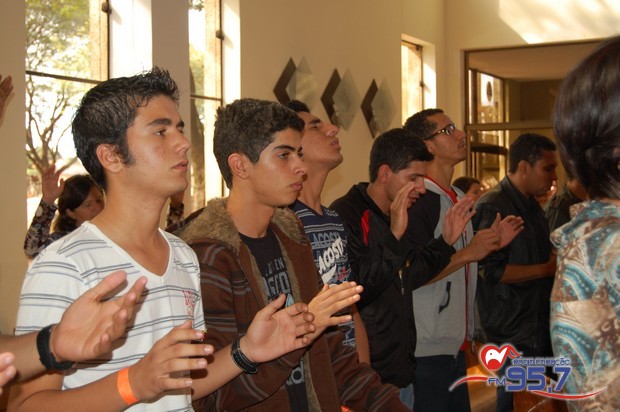Retiro ‘Jesus quer curar tua família’