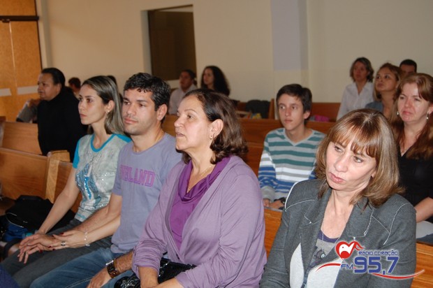 Retiro ‘Jesus quer curar tua família’