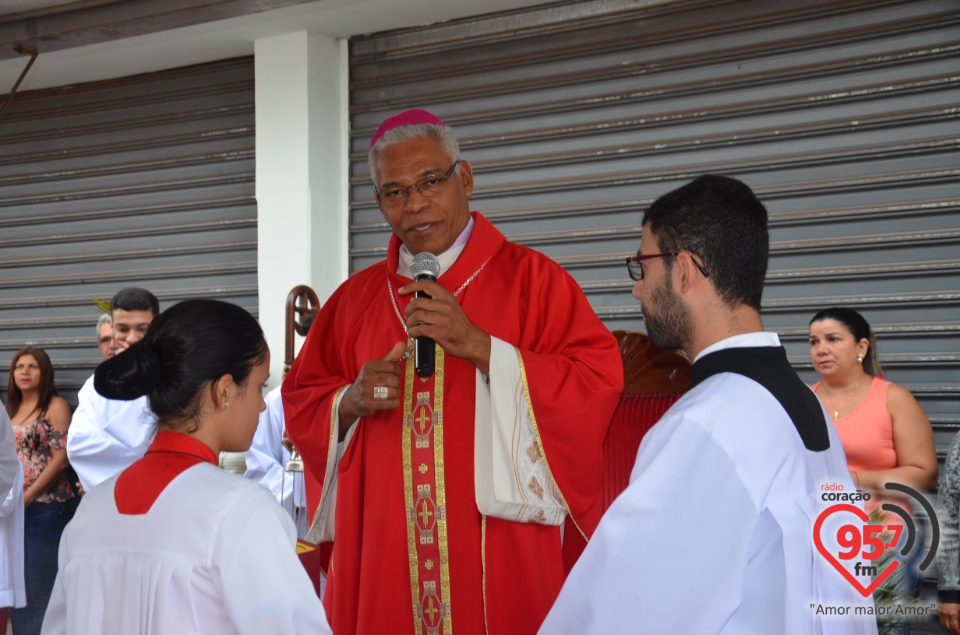 Dom Henrique preside Missa de Ramos na catedral