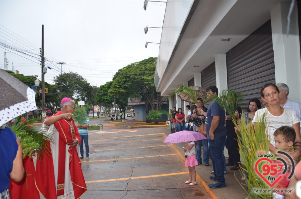 Dom Henrique preside Missa de Ramos na catedral