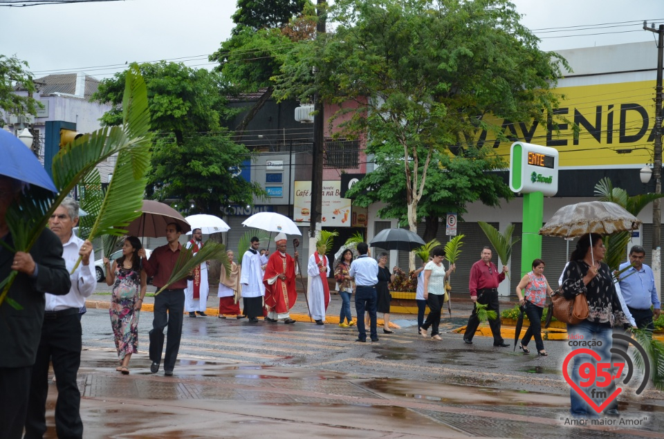 Dom Henrique preside Missa de Ramos na catedral