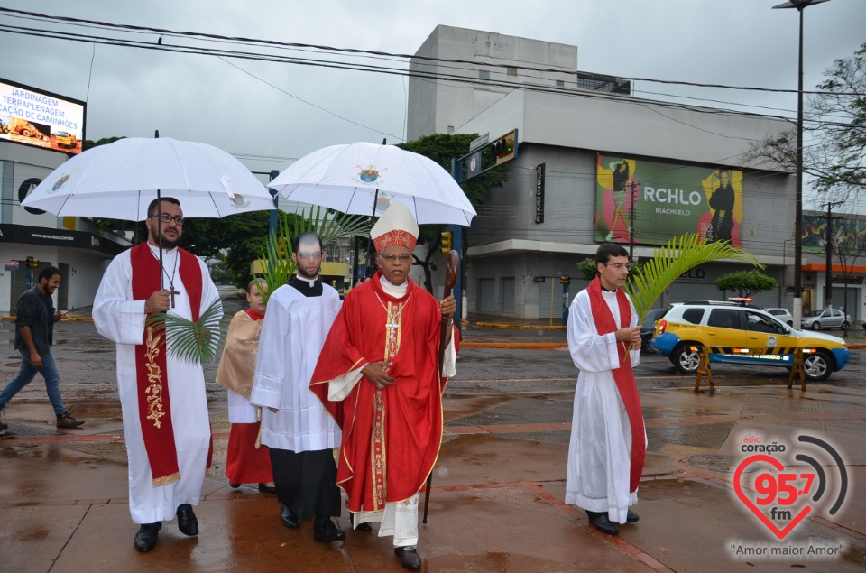 Dom Henrique preside Missa de Ramos na catedral
