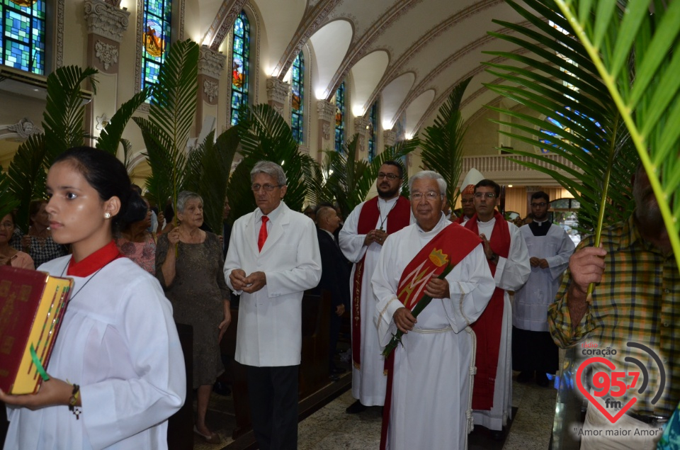 Dom Henrique preside Missa de Ramos na catedral