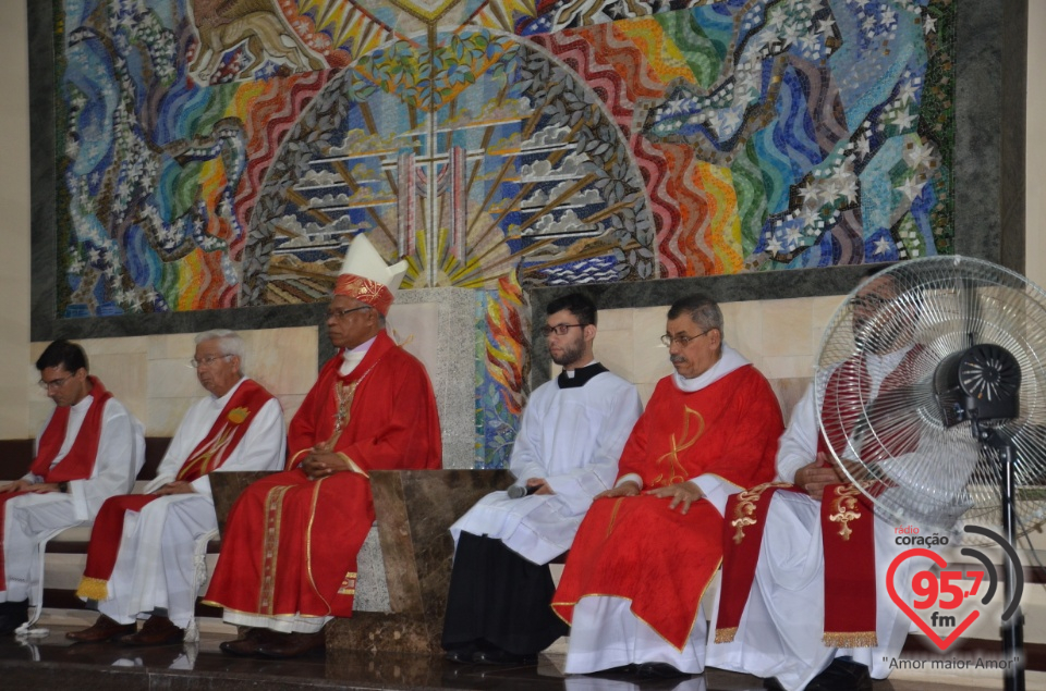 Dom Henrique preside Missa de Ramos na catedral