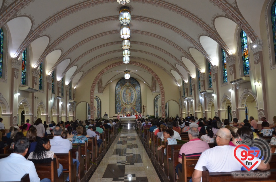Dom Henrique preside Missa de Ramos na catedral