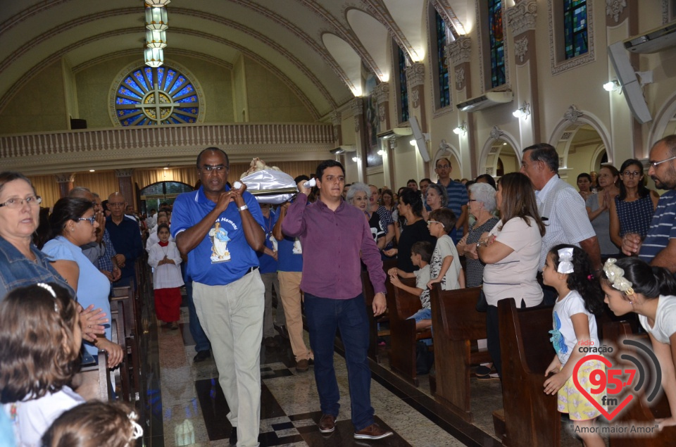 Celebração da 'Sexta-feira da Paixão' na Catedral de Dourados