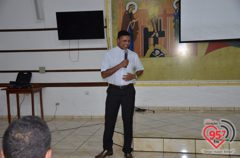 Pe. João Inácio, da Diocese de Guarapuava palestra sobre suicídio e depressão em Dourados