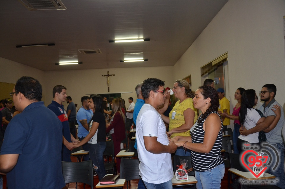 Paróquia São João Batista realiza retiro de 1ª experiência para casais