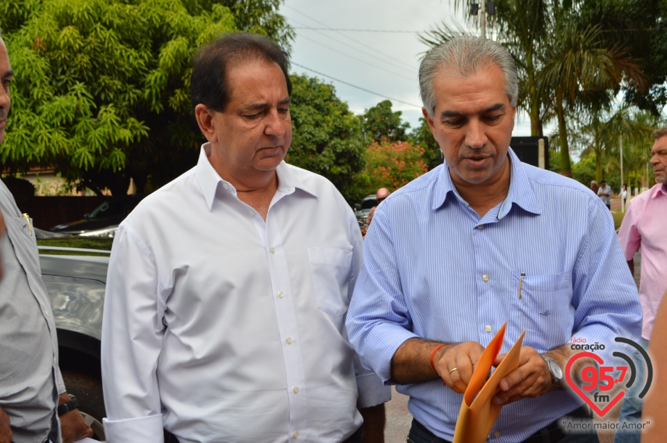 Governador esteve hoje em Itaporã,Douradina e Montese para entrega de obras