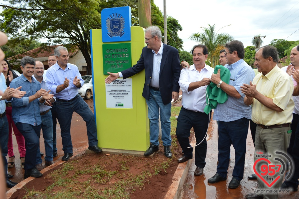 Governador esteve hoje em Itaporã,Douradina e Montese para entrega de obras