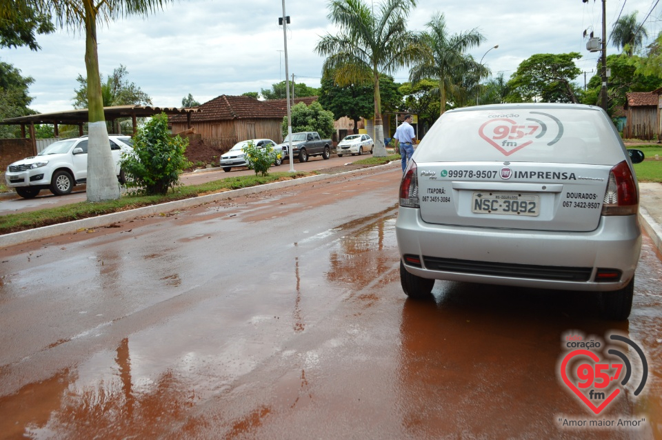 Governador esteve hoje em Itaporã,Douradina e Montese para entrega de obras
