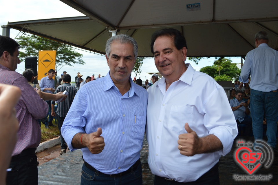 Governador esteve hoje em Itaporã,Douradina e Montese para entrega de obras