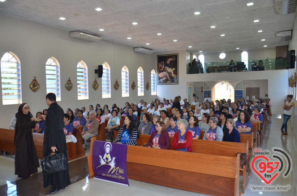 Peregrinação Mães que rezam pelos filhos e Legião de Maria