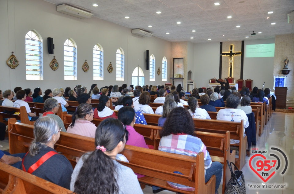 Peregrinação Mães que rezam pelos filhos e Legião de Maria