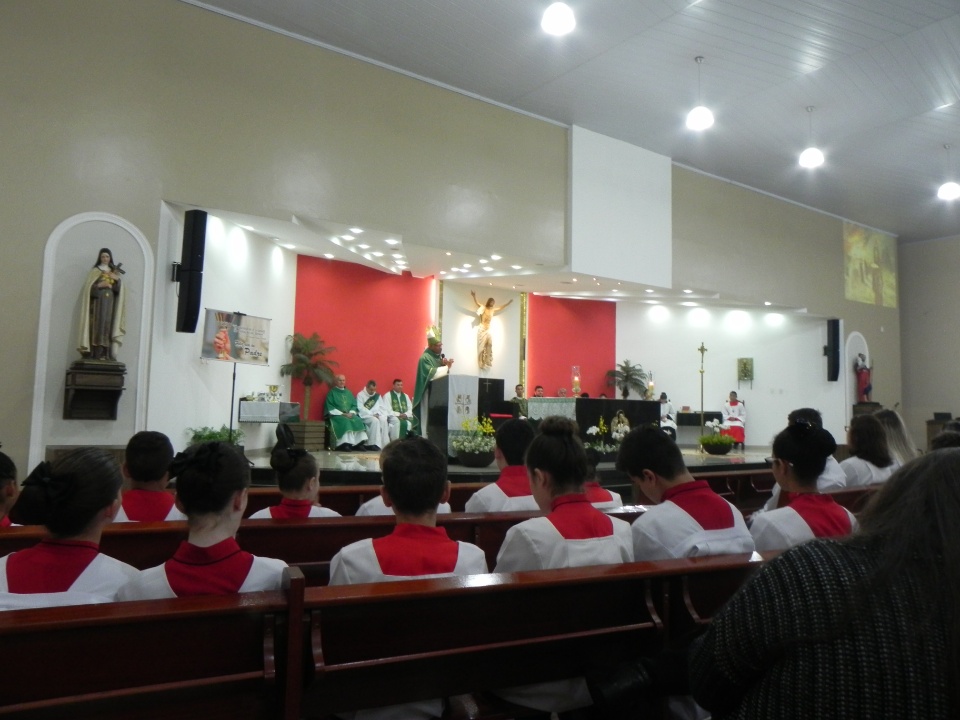Fotos: Missa em ação de graças 1 ano de sacerdócio do Padre Bruno Florindo