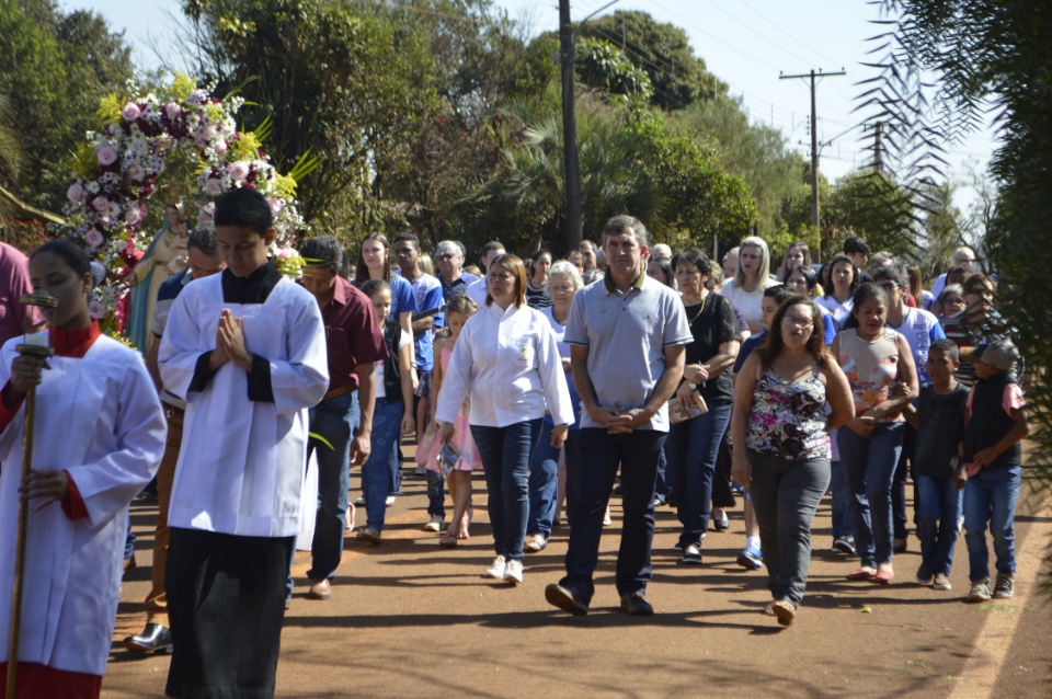 Distrito da Macaúba celebra padroeira N.Sra. da Glória