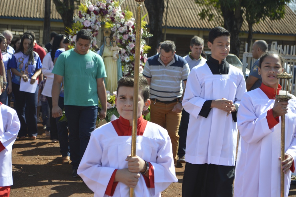 Distrito da Macaúba celebra padroeira N.Sra. da Glória