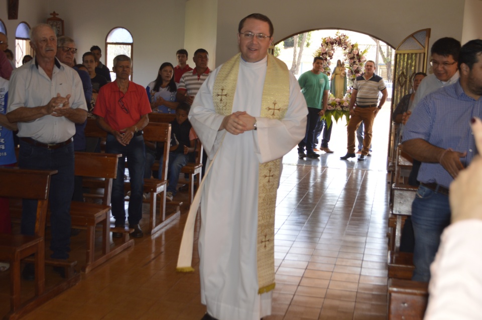 Distrito da Macaúba celebra padroeira N.Sra. da Glória