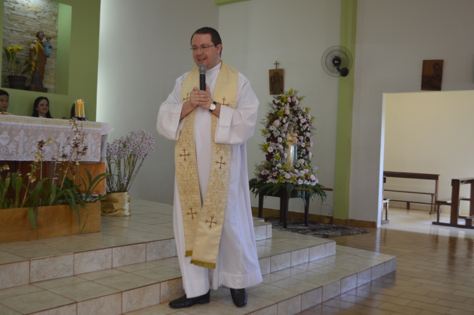 Distrito da Macaúba celebra padroeira N.Sra. da Glória