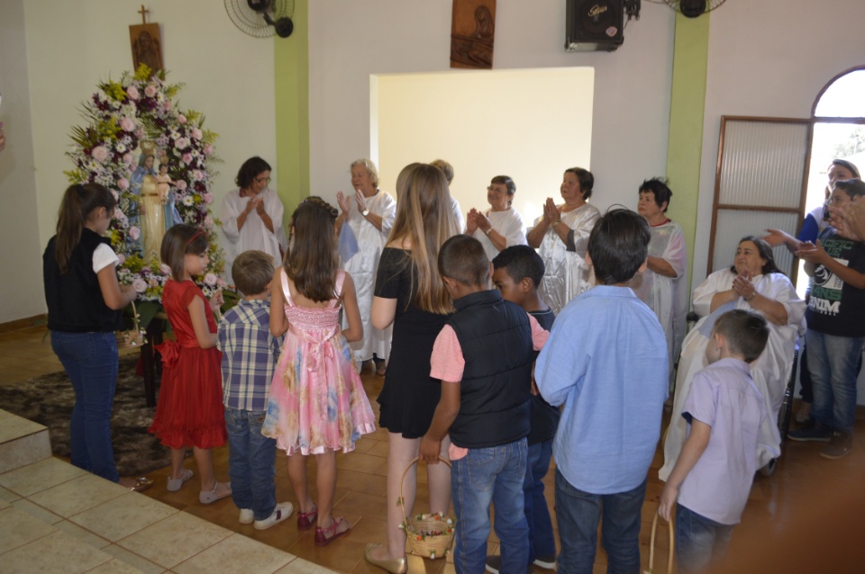 Distrito da Macaúba celebra padroeira N.Sra. da Glória