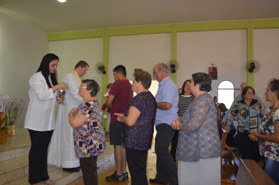 Distrito da Macaúba celebra padroeira N.Sra. da Glória