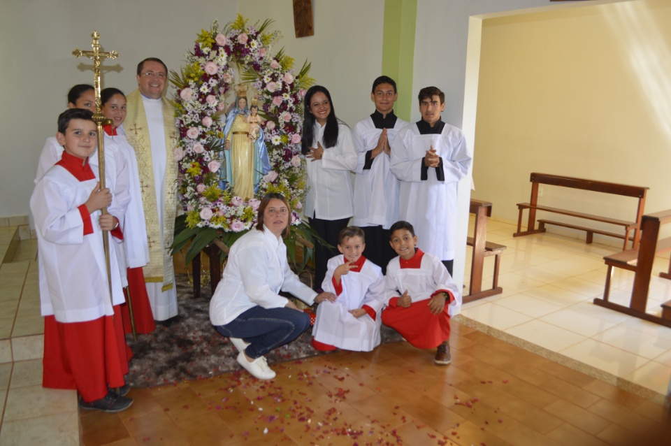 Distrito da Macaúba celebra padroeira N.Sra. da Glória