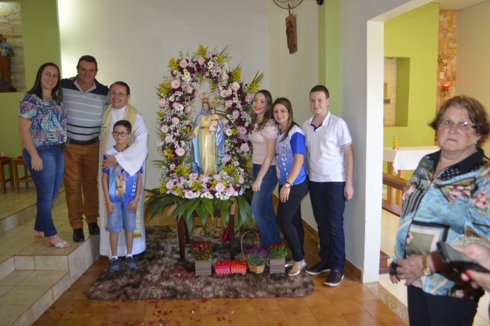 Distrito da Macaúba celebra padroeira N.Sra. da Glória