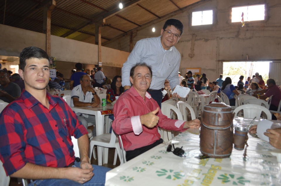 Distrito da Macaúba celebra padroeira N.Sra. da Glória