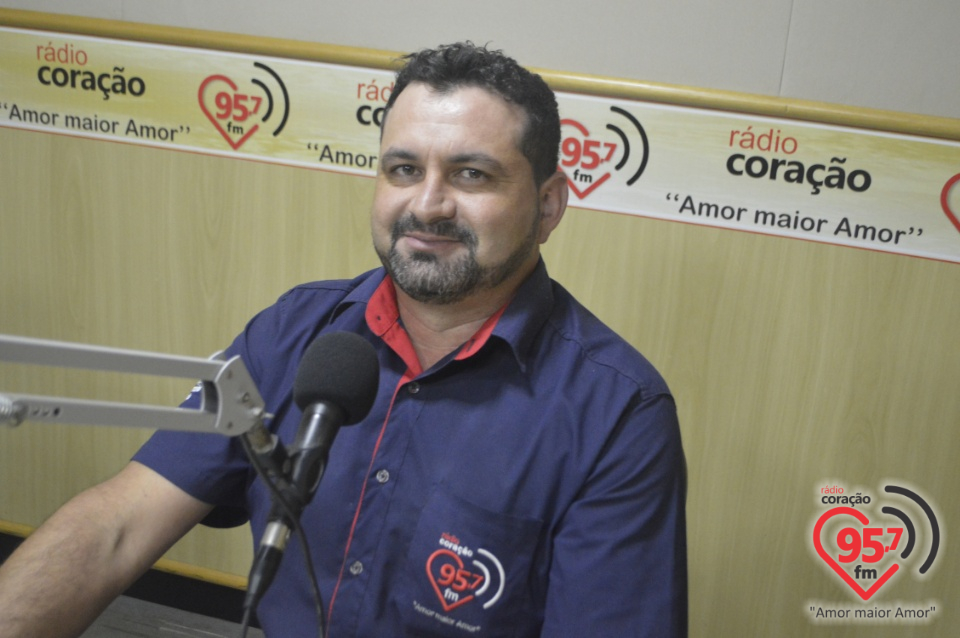 Funcionários relatam experiência profissional na Rádio Coração