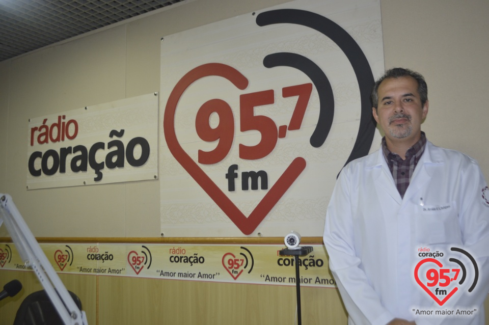 Rádio Coração homenageia médicos de Dourados e Região