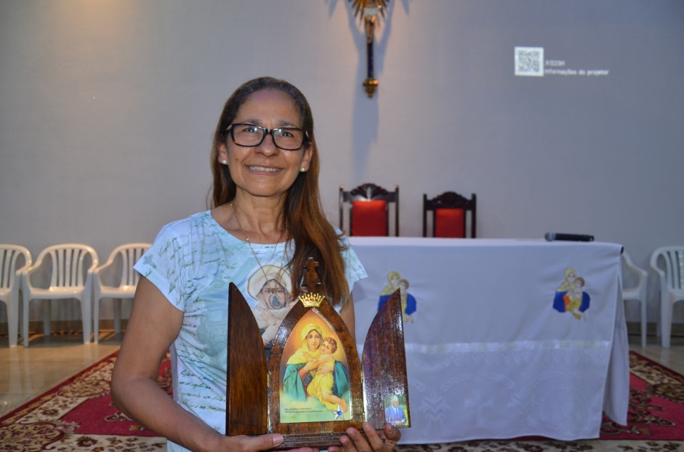Santuário Mãe Rainha Vencedora 3 Admiravel completa 1 anos em Dourados