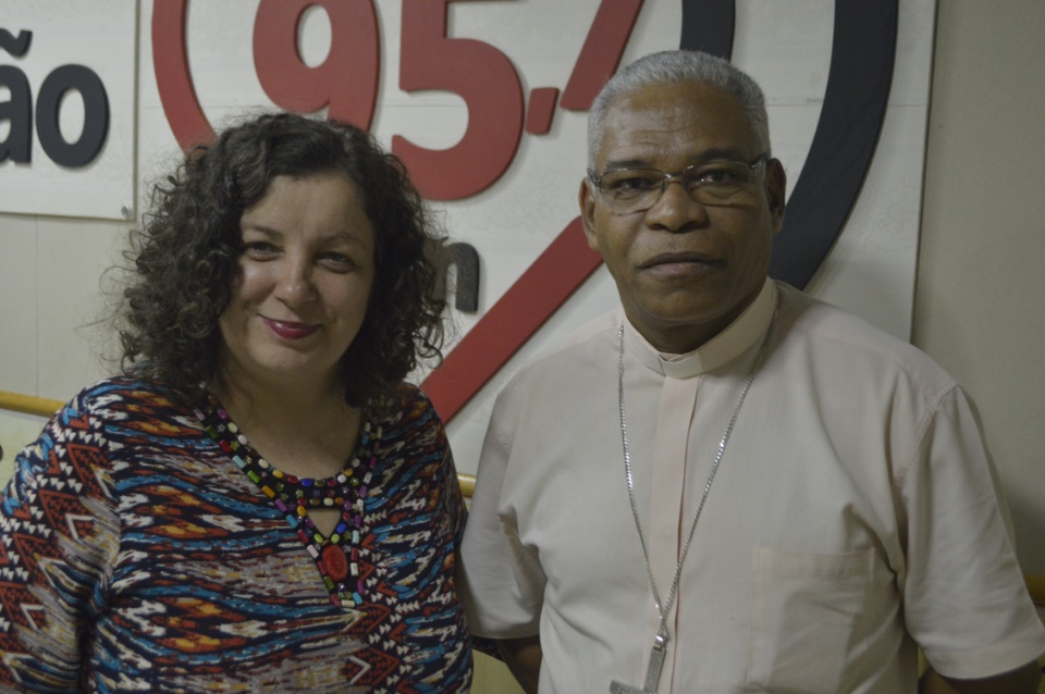 19 anos de sacerdócio: Homenagem para Dom Henrique na Rádio Coração