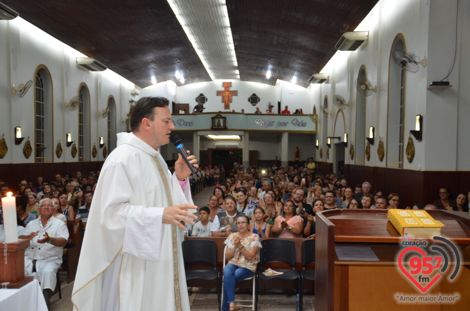 Fotos da Missa e Show Musical com o Padre Ezequiel Dal Pozzo, em Itaporã