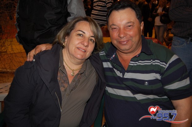 Show do cantor Dunga atrai jovens de toda Diocese