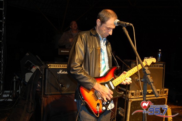 Show do cantor Dunga atrai jovens de toda Diocese