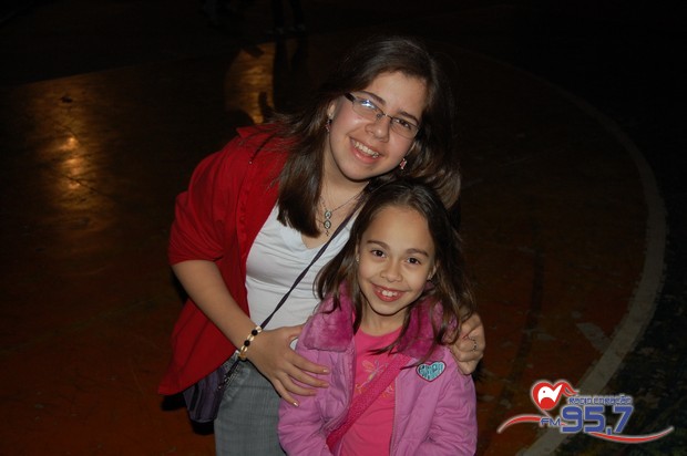 Show do cantor Dunga atrai jovens de toda Diocese