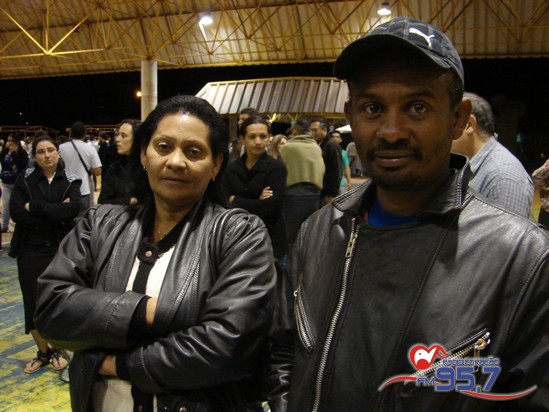 Show do cantor Dunga atrai jovens de toda Diocese