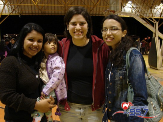 Show do cantor Dunga atrai jovens de toda Diocese