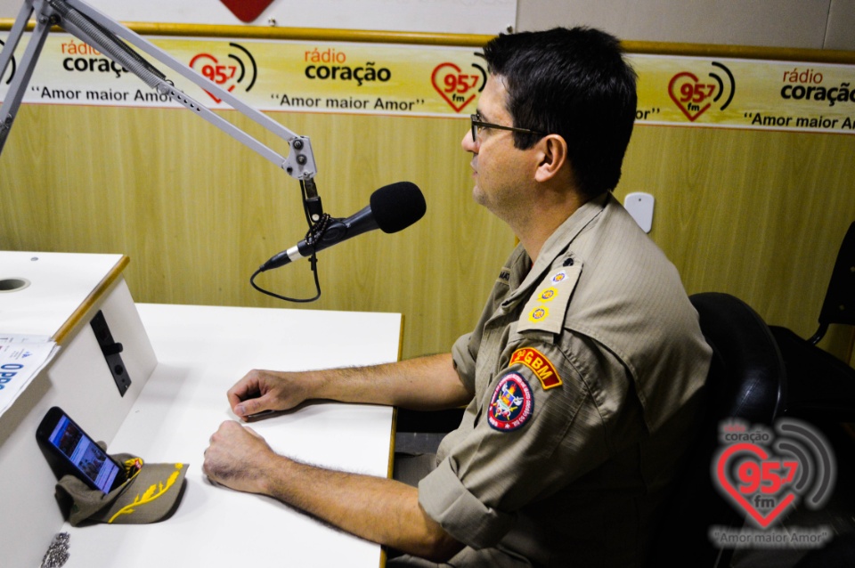 TC QOBM de Dourados Humberto Matos concede entrevista na Rádio Coração