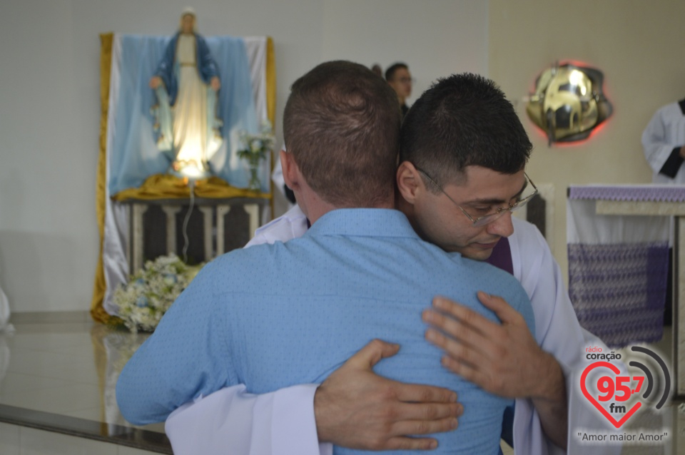 Fotos: profissão dos votos do missionário Rafael Matos