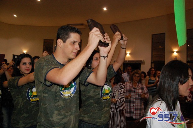 EMAÚS comemora 18 anos com Santa Missa especial